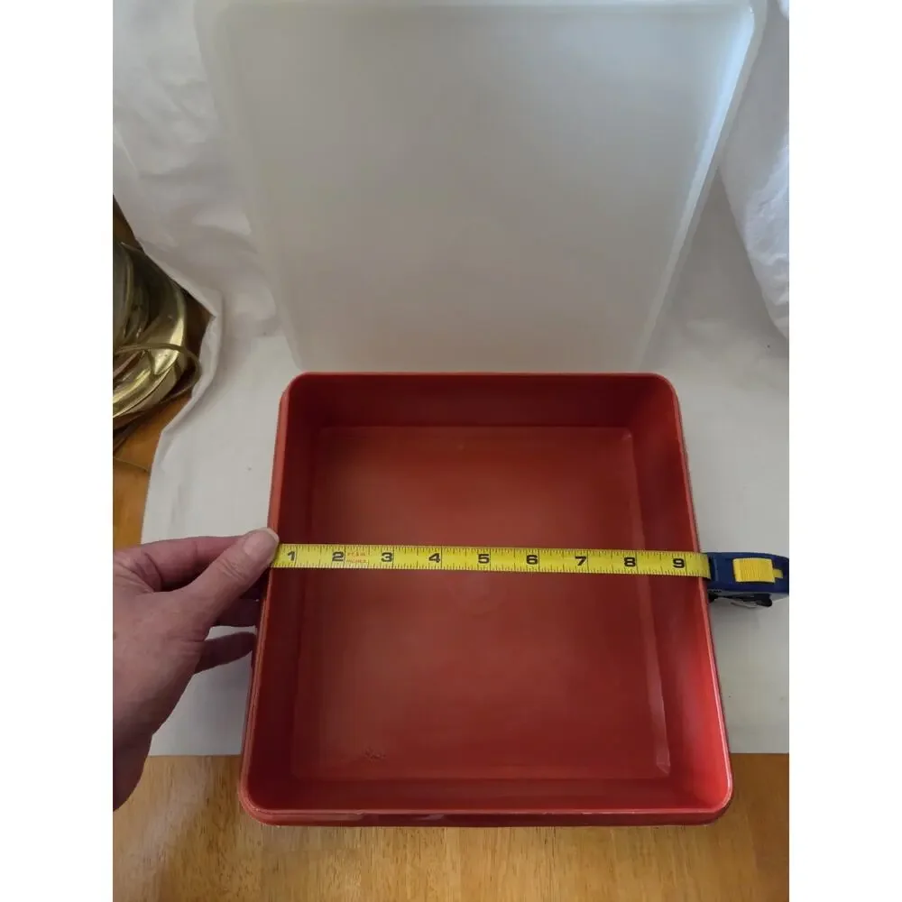 Vintage Tupperware #514-20 Square 9 x 9 x 3 Storage Container Paprika/Orange